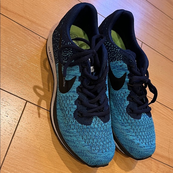 Nike Shoes - Nike Women's Teal and Black Running Shoes
